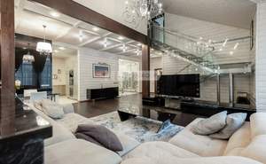 Дом 340м², 2-этажный, участок 40 сот.  