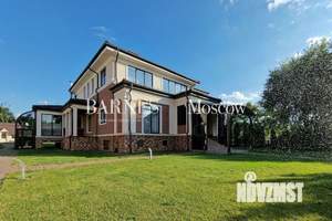 Дом 600м&sup2;, 2-этажный, участок 19 сот.  