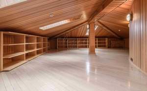 Дом 1778м², 2-этажный, участок 28 сот.  