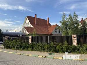 Коттедж 455м², 3-этажный, участок 15 сот.  