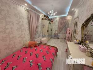 Дом 560м², 3-этажный, участок 8 сот.  