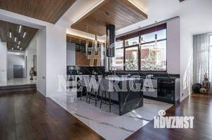Коттедж 590м², 2-этажный, участок 15 сот.  