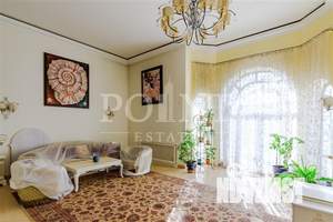 Коттедж 760м², 3-этажный, участок 30 сот.  