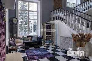 Дом 2000м², 2-этажный, участок 41 сот.  