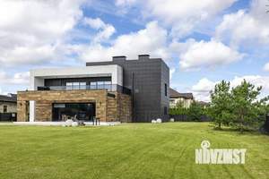 Коттедж 540м², 2-этажный, участок 25 сот.  