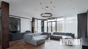 Дом 900м&sup2;, 2-этажный, участок 7 сот.  