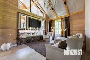 Дом 318м&sup2;, 3-этажный, участок 25 сот.  