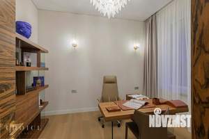Дом 250м², 2-этажный, участок 10 сот.  