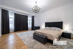 Коттедж 625м², 3-этажный, участок 8 сот.  