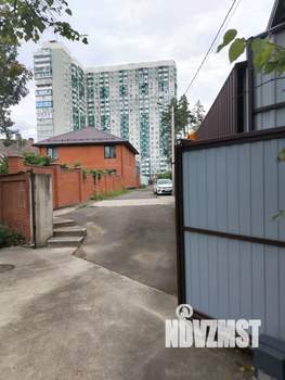 Коттедж 465м², 3-этажный, участок 19 сот.  