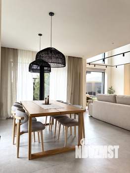 Дом 200м², 2-этажный, участок 7 сот.  