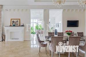 Коттедж 1660м², 2-этажный, участок 25 сот.  