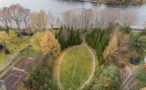 Дом 480м², 3-этажный, участок 30 сот.  