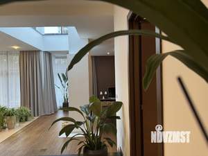 Коттедж 400м&sup2;, 2-этажный, участок 6 сот.  