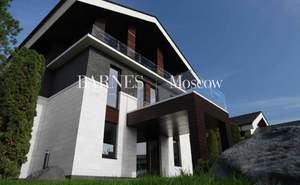 Дом 1500м², 3-этажный, участок 22 сот.  