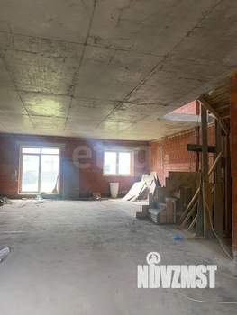 Таунхаус 210м², 2-этажный, участок 3 сот.  