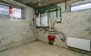 Дом 430м&sup2;, 2-этажный, участок 10 сот.  