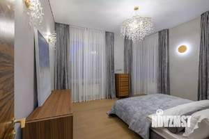 Дом 250м², 2-этажный, участок 10 сот.  