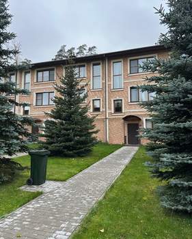 Дом 200м², 3-этажный, участок 3 сот.  