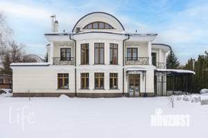 Дом 625м², 2-этажный, участок 18 сот.  