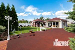 Дом 1650м², 2-этажный, участок 45 сот.  