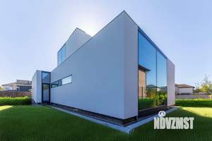 Коттедж 585м², 2-этажный, участок 18 сот.  