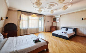 Дом 1500м², 4-этажный, участок 40 сот.  