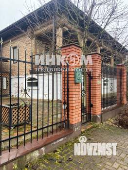 Дом 425м², 3-этажный, участок 12 сот.  