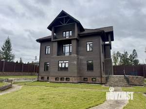 Коттедж 1100м², 3-этажный, участок 20 сот.  