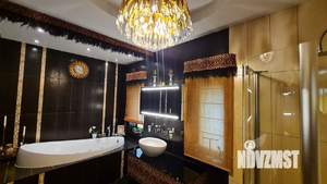 Коттедж 325м², 3-этажный, участок 11 сот.  