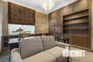 Дом 737м², 2-этажный, участок 29 сот.  