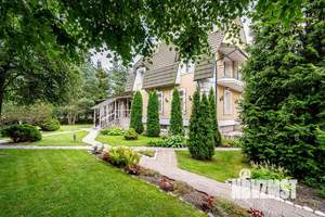 Дом 239м², 3-этажный, участок 14 сот.  