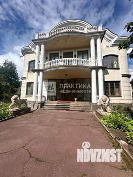 Дом 675м², 2-этажный, участок 18 сот.  