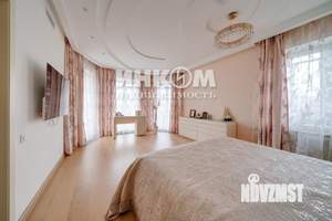 Дом 454м², 3-этажный, участок 15 сот.  