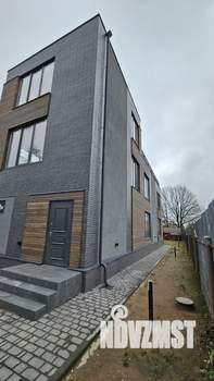 Дом 222м², 3-этажный, участок 6 сот.  