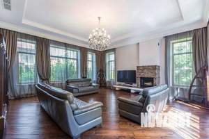 Коттедж 320м², 2-этажный, участок 8 сот.  