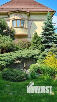 Коттедж 325м², 3-этажный, участок 11 сот.  