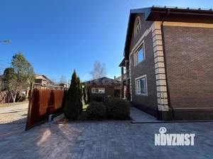 Дом 181м², 2-этажный, участок 7 сот.  