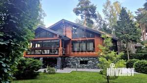 Дом 318м&sup2;, 3-этажный, участок 25 сот.  