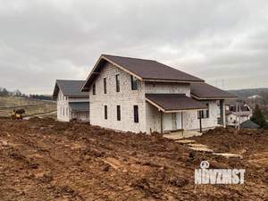 Коттедж 213м&sup2;, 2-этажный, участок 6 сот.  