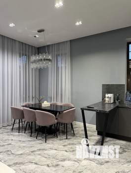 Коттедж 306м², 3-этажный, участок 6 сот.  