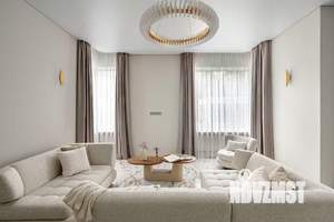 Дом 250м², 2-этажный, участок 10 сот.  