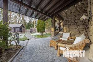 Дом 600м², 2-этажный, участок 15 сот.  