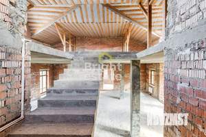 Дом 600м&sup2;, 3-этажный, участок 19 сот.  