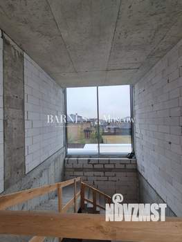 Дом 585м², 2-этажный, участок 18 сот.  