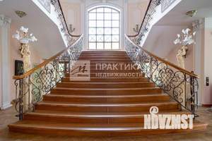 Дом 675м², 3-этажный, участок 18 сот.  
