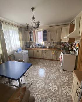 Дом 191м², 3-этажный, участок 9 сот.  