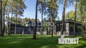 Дом 1700м², 2-этажный, участок 46 сот.  