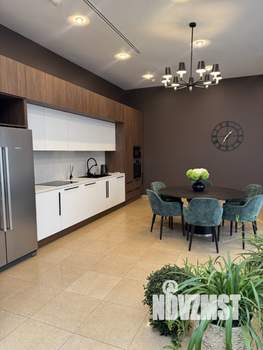 Коттедж 400м&sup2;, 2-этажный, участок 6 сот.  