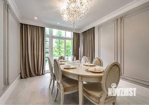 Дом 360м², 2-этажный, участок 15 сот.  